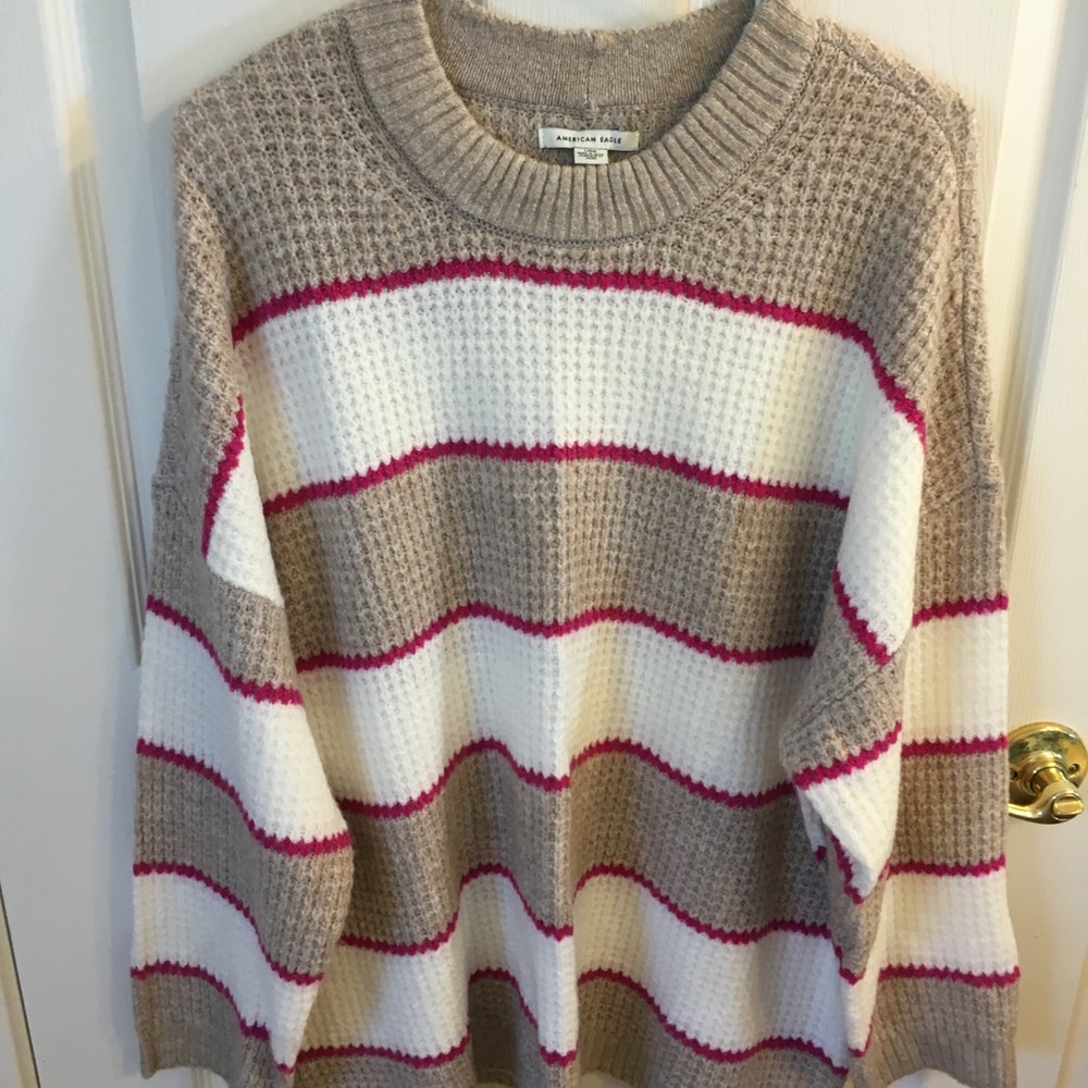 American Eagle Sweater